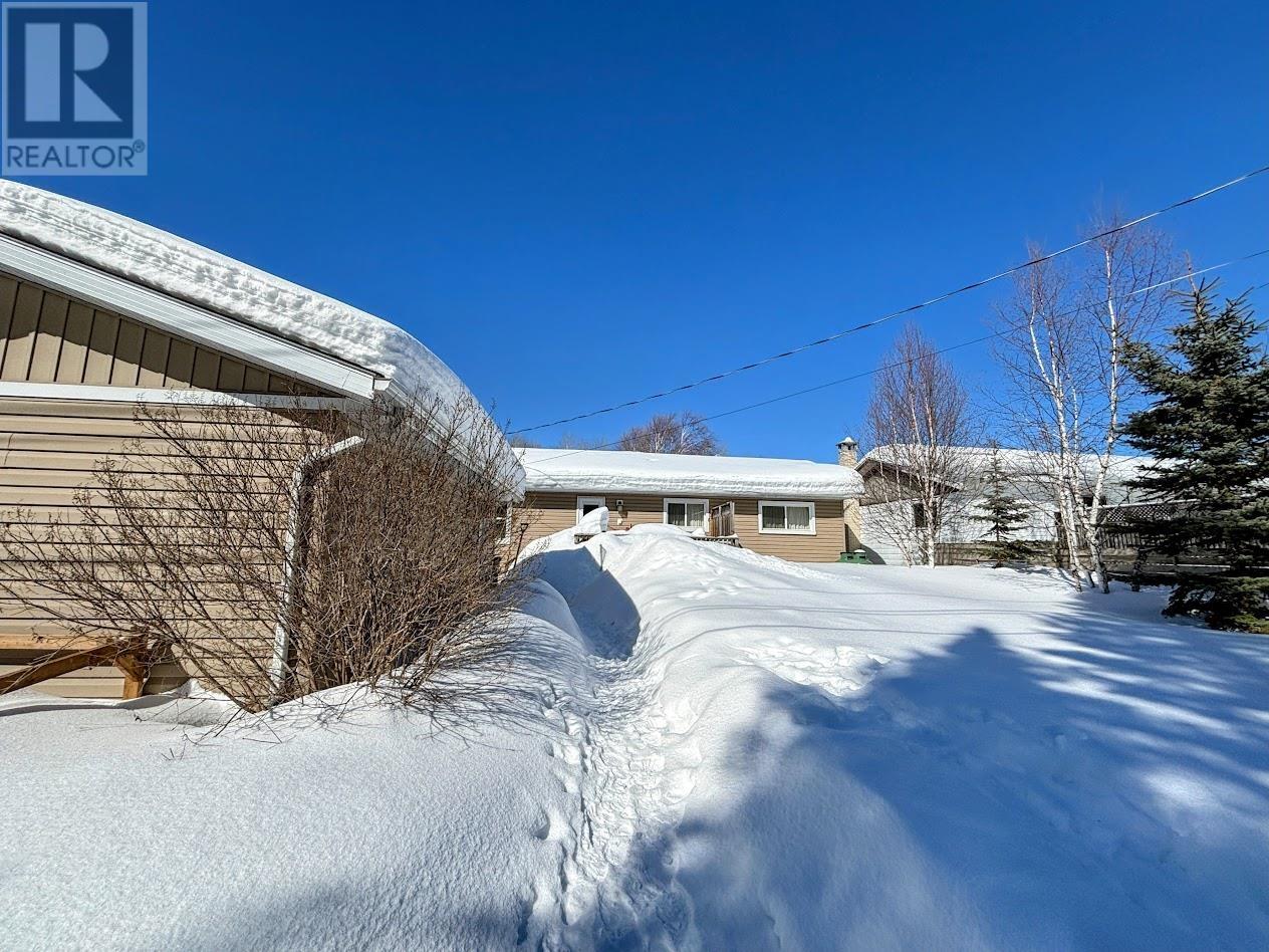 48 Redwing Ave, Manitouwadge, Ontario  P0T 2C0 - Photo 36 - TB2600650