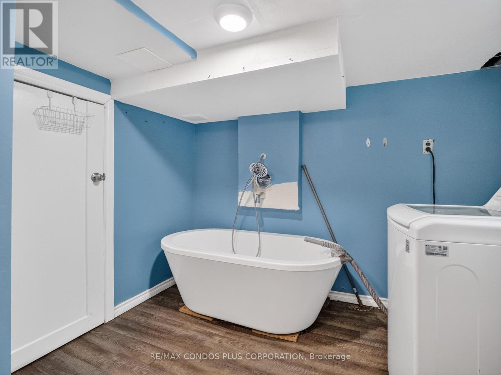 5070 Third Avenue, Niagara Falls, Ontario  L2E 4M1 - Photo 12 - X12991256