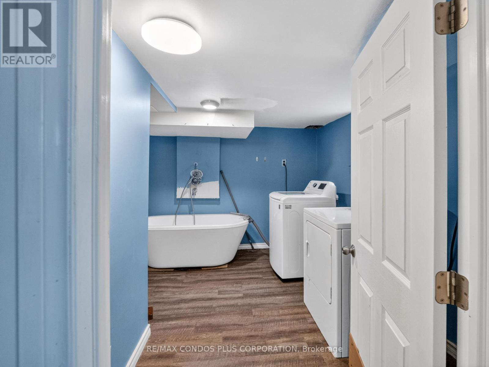 5070 Third Avenue, Niagara Falls, Ontario  L2E 4M1 - Photo 8 - X12991256