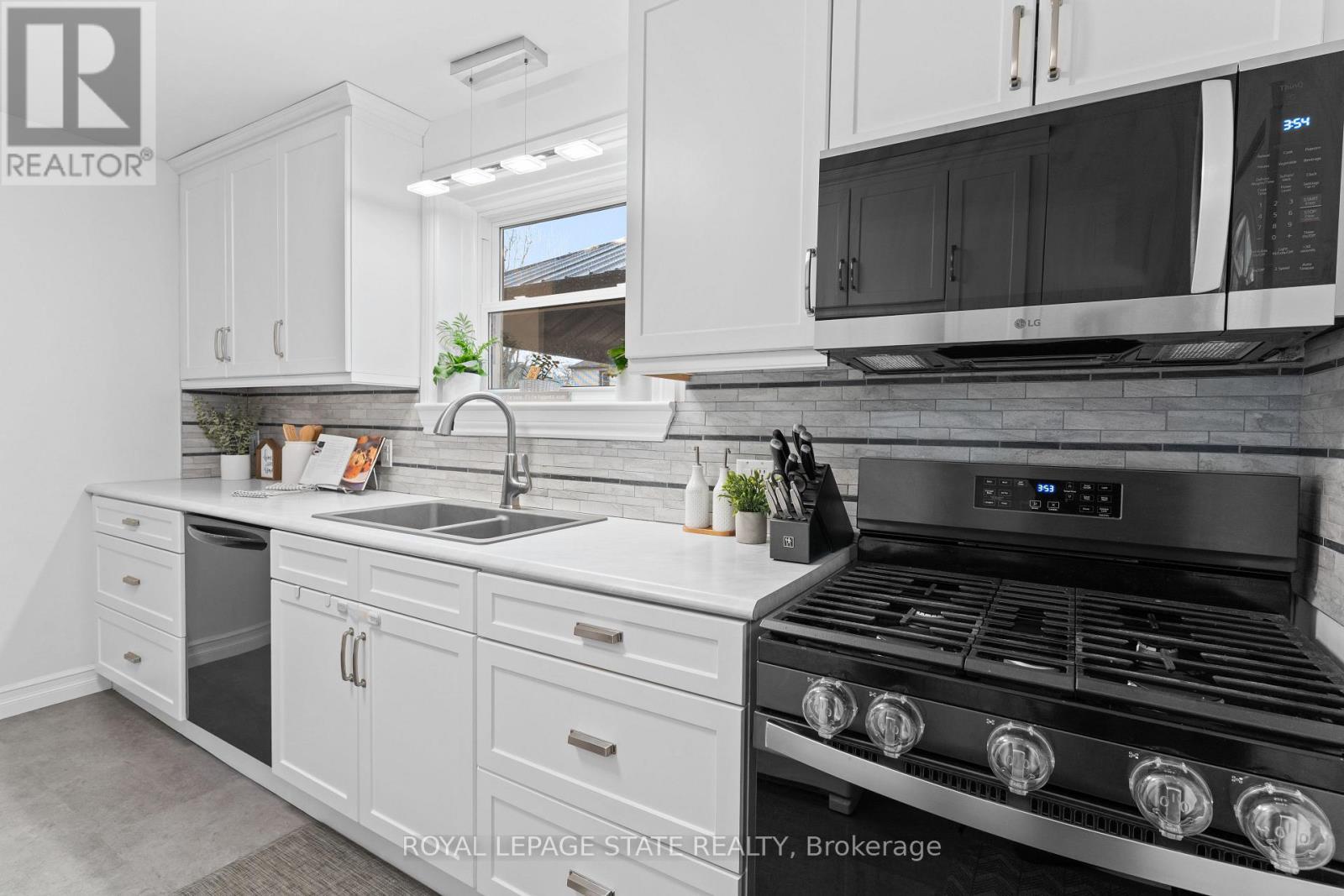 109 Wilton Avenue, Welland, Ontario  L3C 2A1 - Photo 17 - X12991308