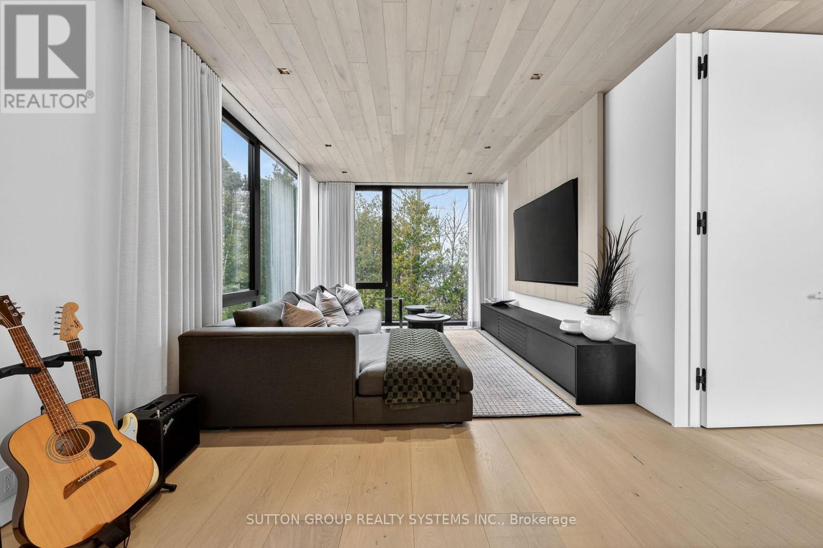 120 Sebastian Street, Blue Mountains, Ontario  N0H 1J0 - Photo 32 - X12991318