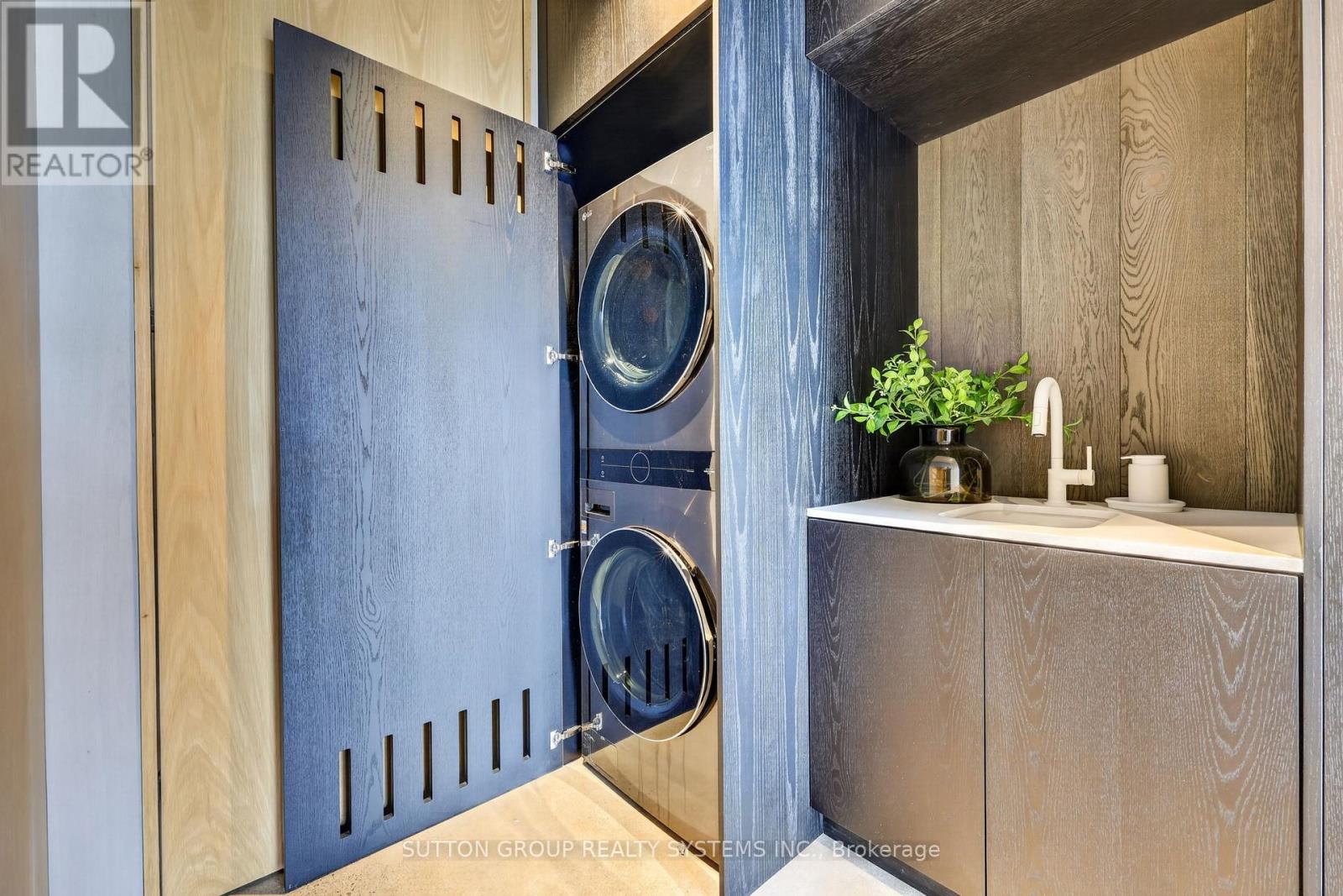 120 Sebastian Street, Blue Mountains, Ontario  N0H 1J0 - Photo 6 - X12991318