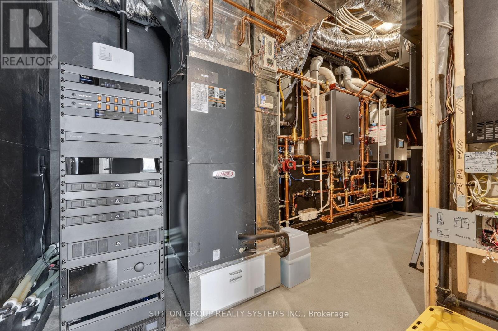 120 Sebastian Street, Blue Mountains, Ontario  N0H 1J0 - Photo 8 - X12991318