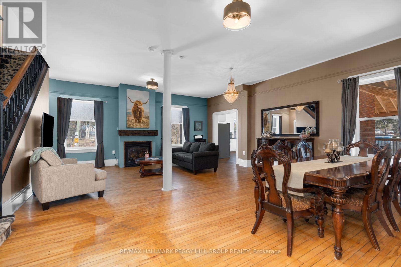 1002 Cowbell Lane, Gravenhurst, Ontario  P0E 1N0 - Photo 5 - X12991446