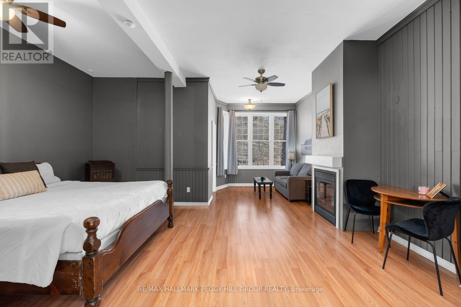 1002 Cowbell Lane, Gravenhurst, Ontario  P0E 1N0 - Photo 14 - X12991474