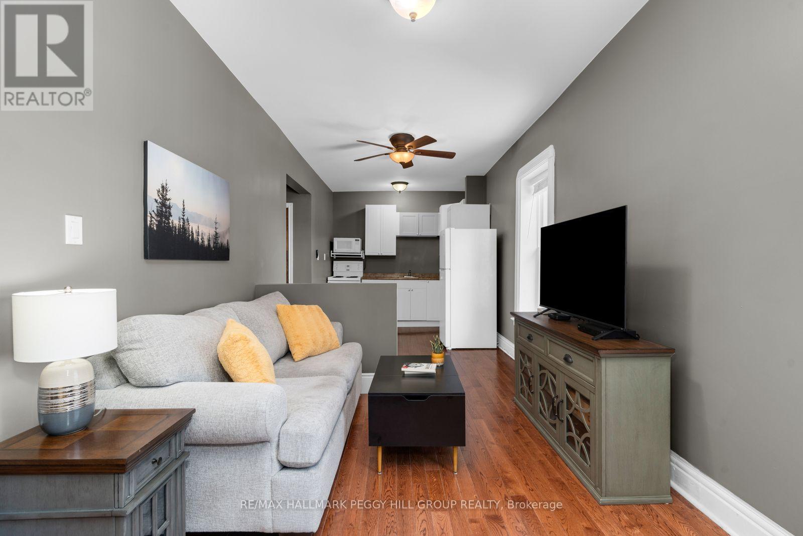 1002 Cowbell Lane, Gravenhurst, Ontario  P0E 1N0 - Photo 16 - X12991474