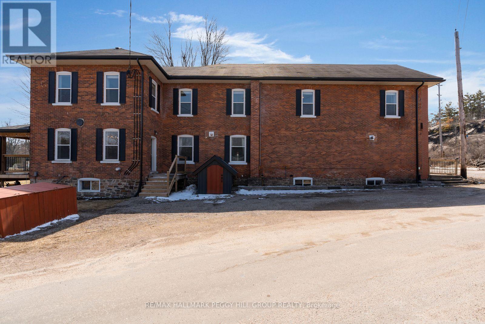 1002 Cowbell Lane, Gravenhurst, Ontario  P0E 1N0 - Photo 35 - X12991474