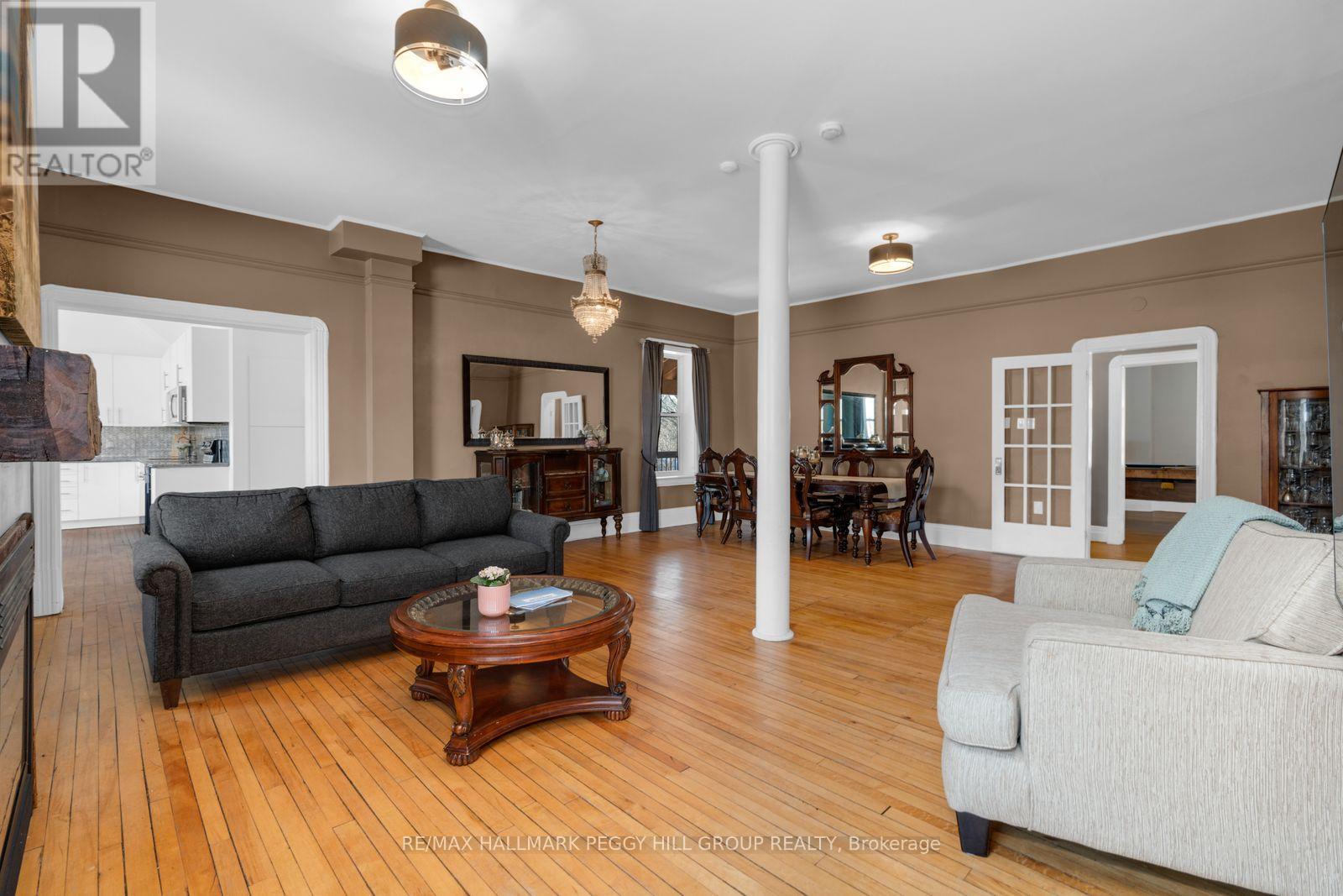 1002 Cowbell Lane, Gravenhurst, Ontario  P0E 1N0 - Photo 7 - X12991474