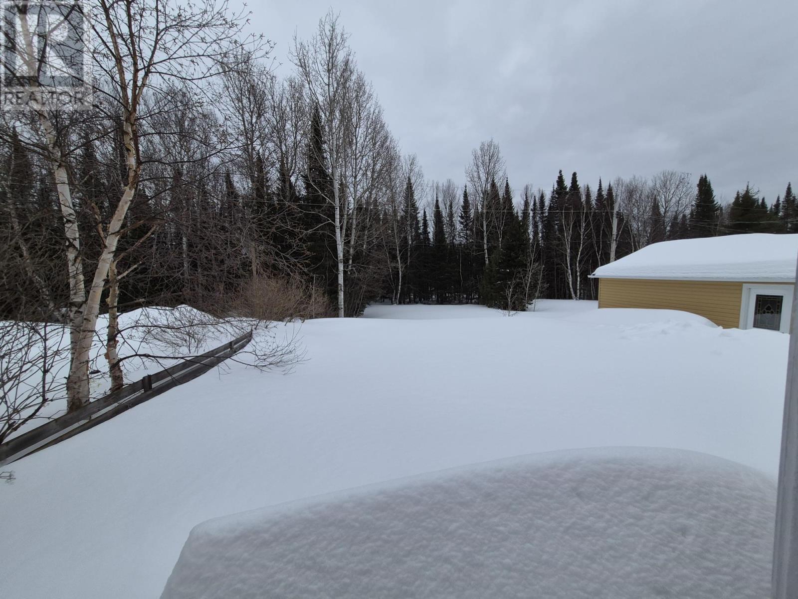 34 Redwing Ave, Manitouwadge, Ontario  P0T 2C0 - Photo 45 - TB2600666