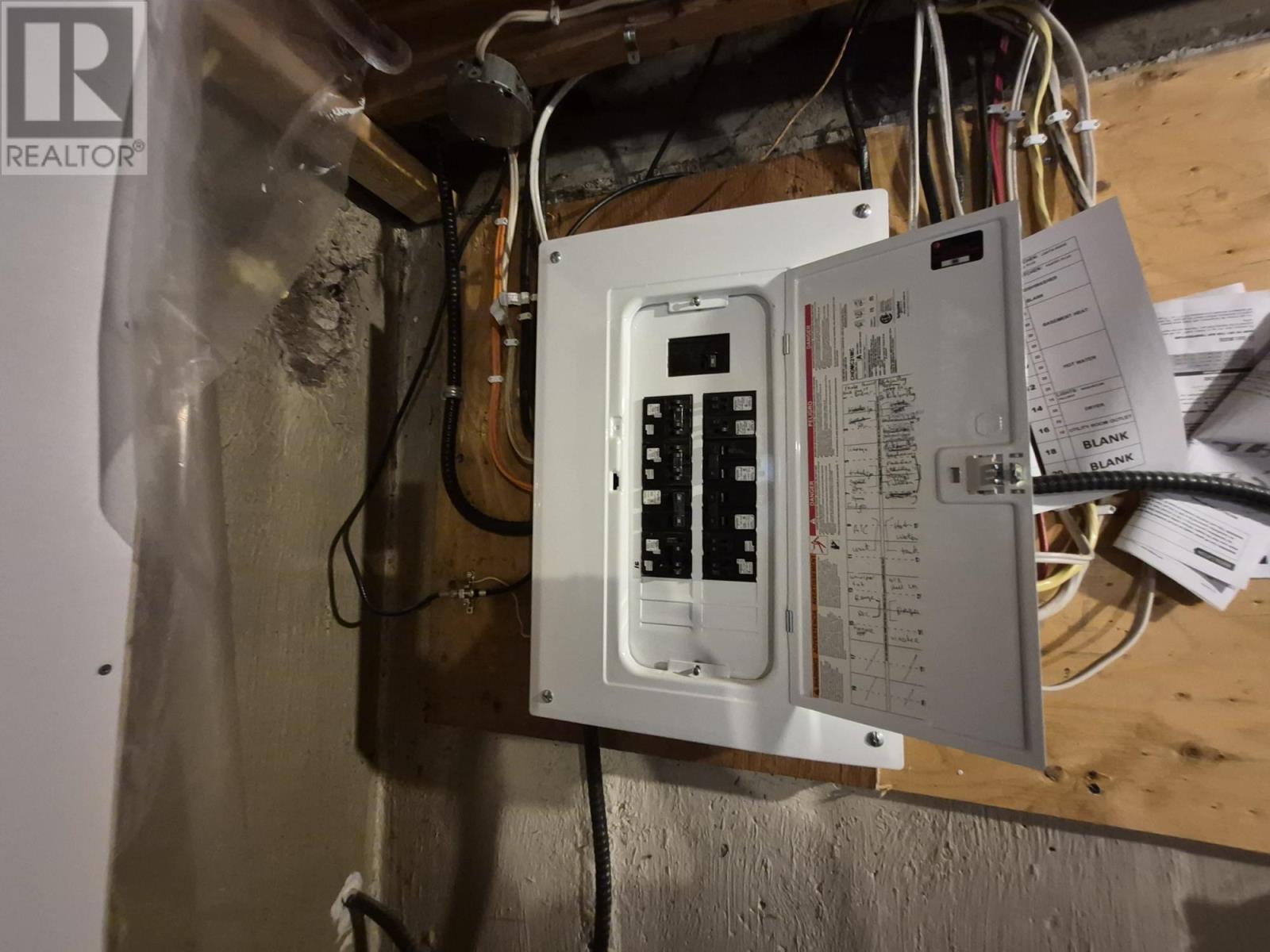 34 Redwing Ave, Manitouwadge, Ontario  P0T 2C0 - Photo 40 - TB2600666