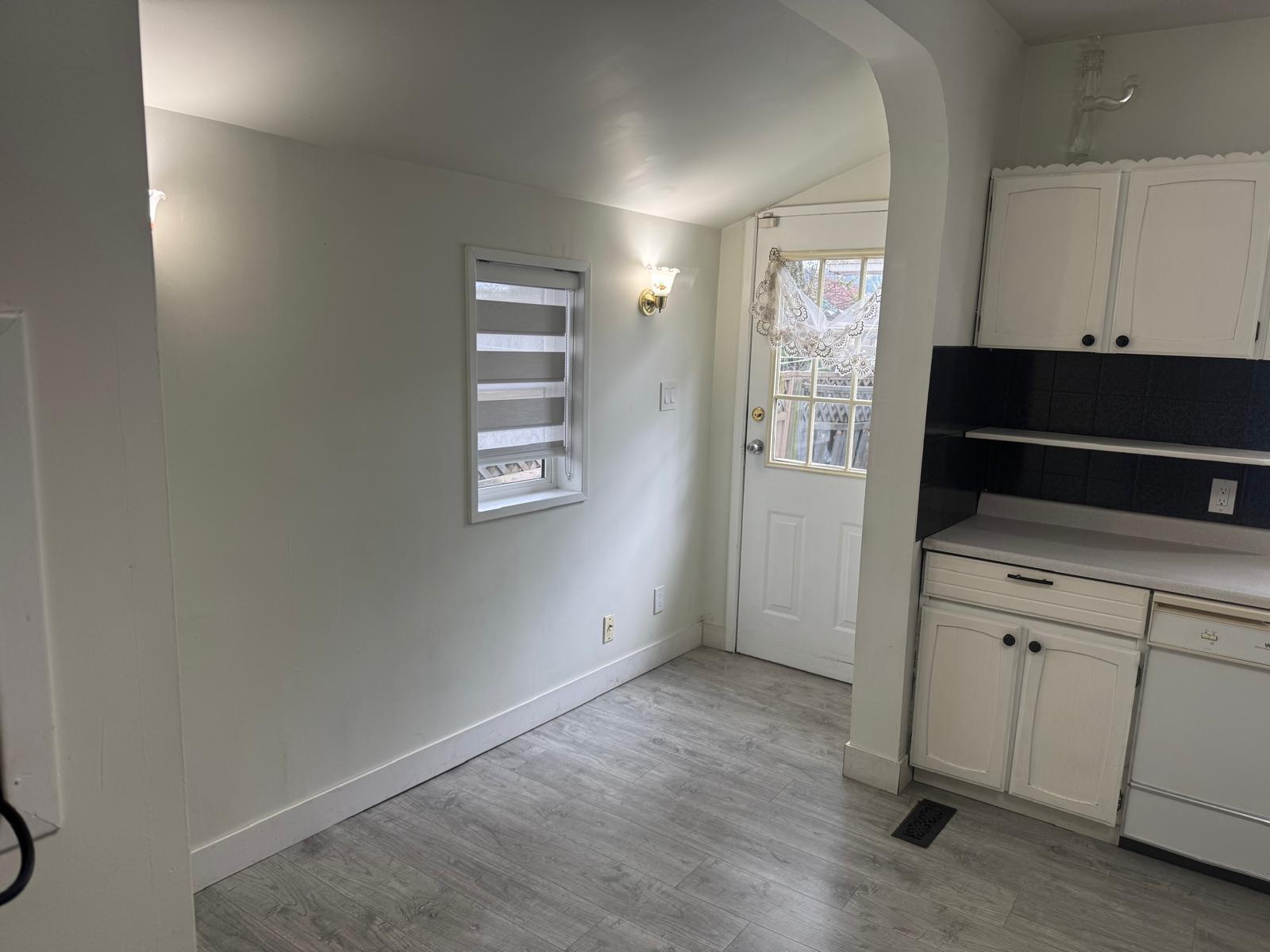 11332 124 Street, Surrey, British Columbia  V3V 4V4 - Photo 3 - R3109676