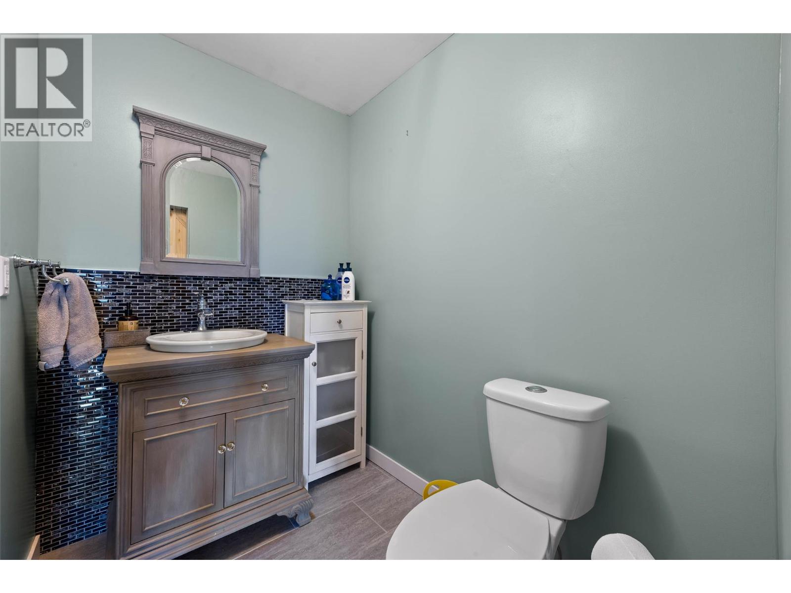 3060 MAQUINNA Road Kamloops Photo 20