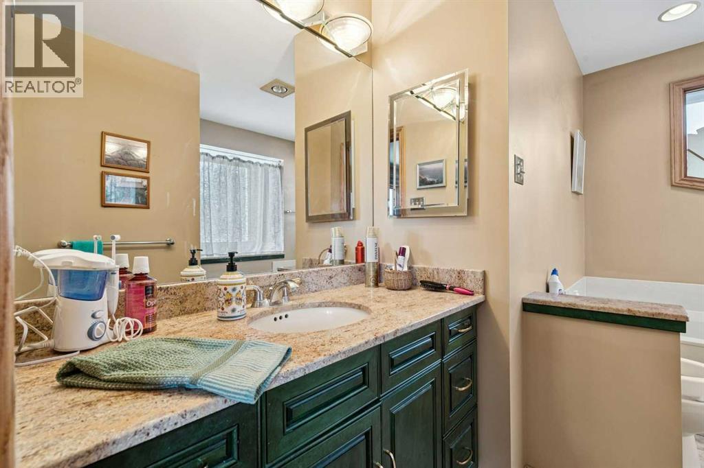 4104 Crestview Road Sw, Calgary, Alberta  T2T 2L4 - Photo 15 - A2299656