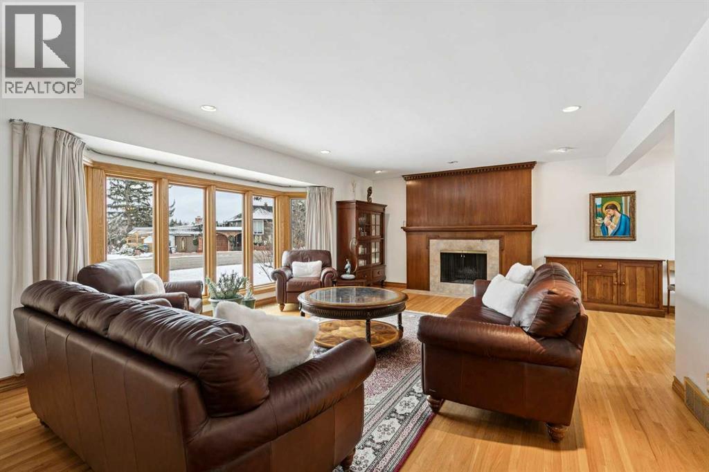 4104 Crestview Road Sw, Calgary, Alberta  T2T 2L4 - Photo 2 - A2299656