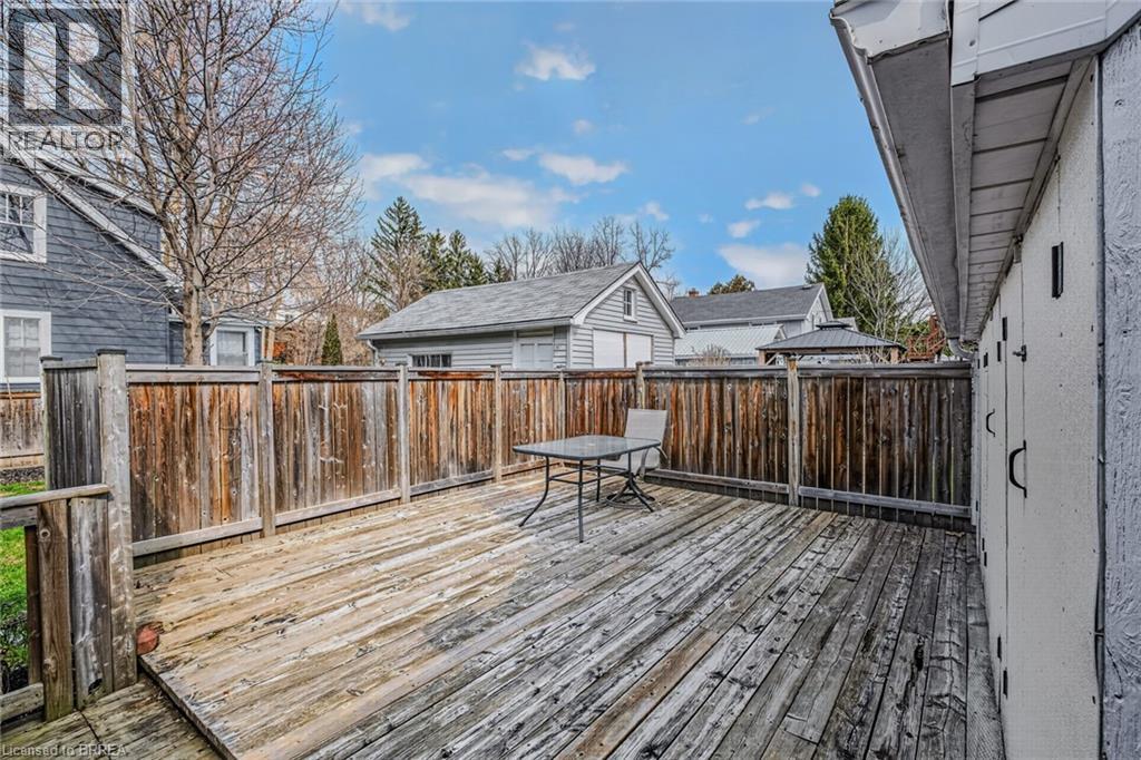 19 Lyndsay Street, Brantford, Ontario  N3T 2C5 - Photo 41 - 40815824