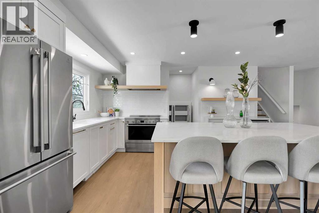 928 Lake Twintree Crescent Se, Calgary, Alberta  T2J 2W3 - Photo 17 - A2292509