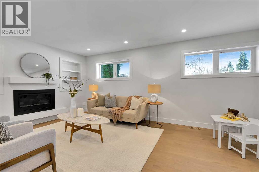 928 Lake Twintree Crescent Se, Calgary, Alberta  T2J 2W3 - Photo 33 - A2292509