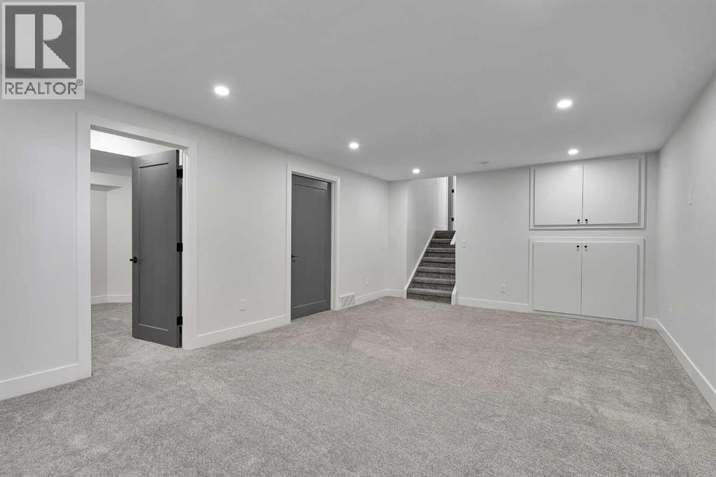 928 Lake Twintree Crescent Se, Calgary, Alberta  T2J 2W3 - Photo 39 - A2292509