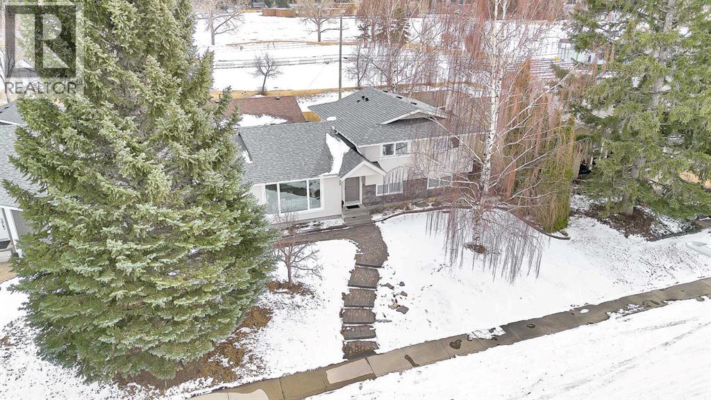 928 Lake Twintree Crescent Se, Calgary, Alberta  T2J 2W3 - Photo 45 - A2292509