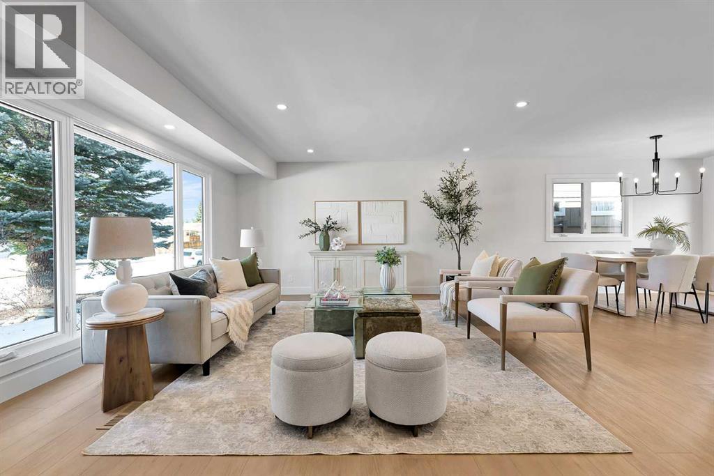 928 Lake Twintree Crescent Se, Calgary, Alberta  T2J 2W3 - Photo 5 - A2292509