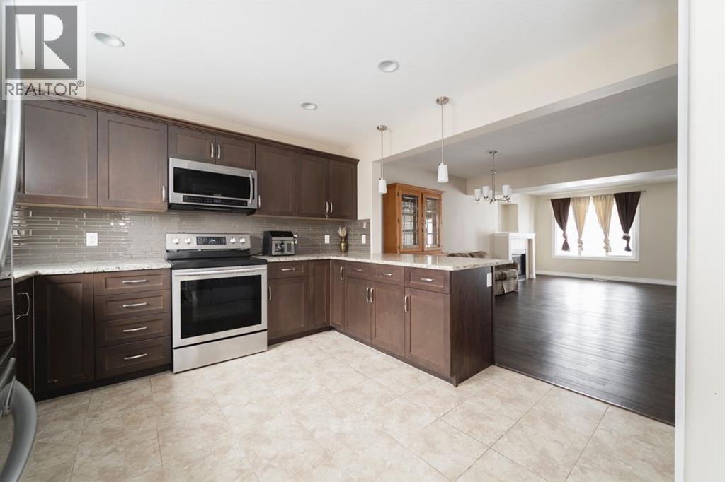 240 Comeau Crescent, Fort Mcmurray, Alberta  T9K 2X8 - Photo 13 - A2300126