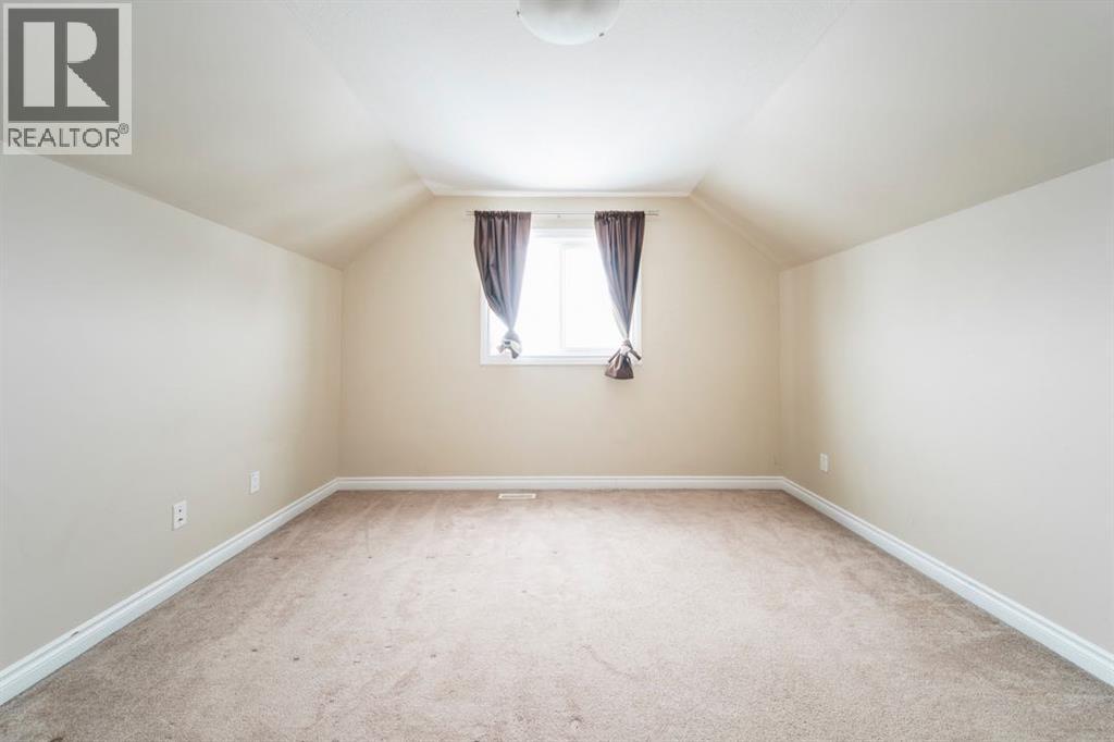 240 Comeau Crescent, Fort Mcmurray, Alberta  T9K 2X8 - Photo 18 - A2300126