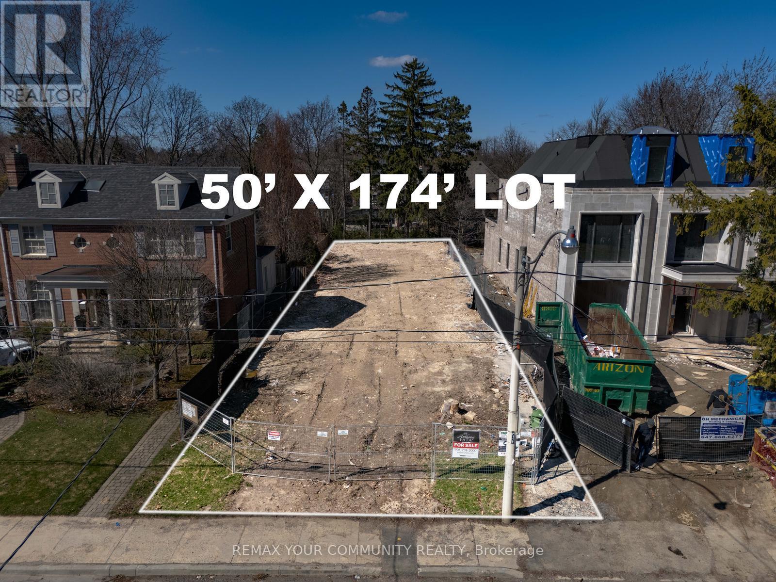 390 GLENCAIRN AVENUE, Toronto, Ontario