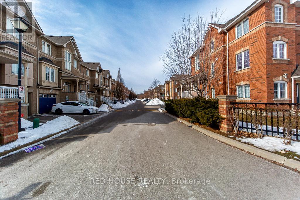 12 Naylor Lane, Ajax, Ontario  L1S 7S7 - Photo 24 - E12985612