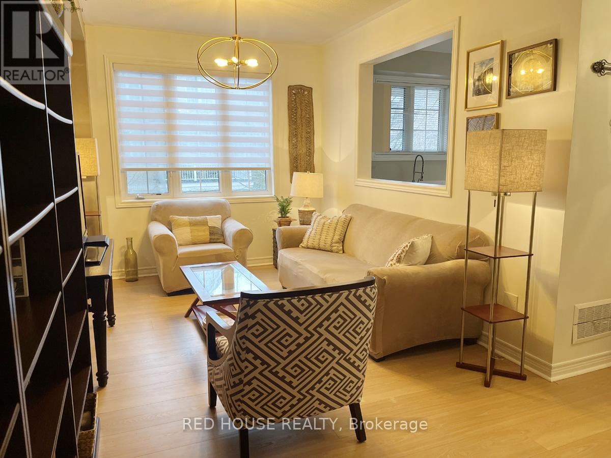 12 Naylor Lane, Ajax, Ontario  L1S 7S7 - Photo 4 - E12985612