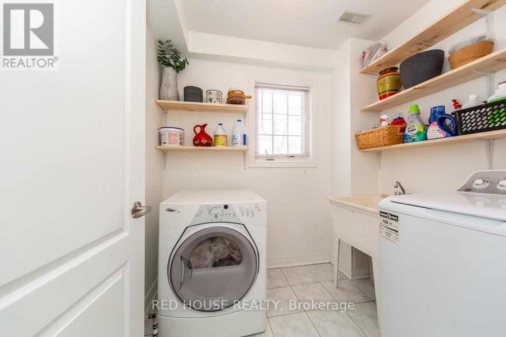 12 Naylor Lane, Ajax, Ontario  L1S 7S7 - Photo 21 - E12985612