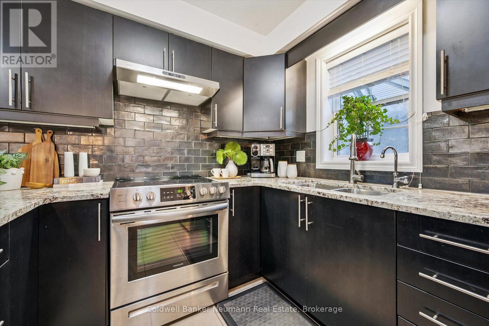 9 - 100 Frederick Drive, Guelph, Ontario  N1L 0H6 - Photo 14 - X12991566