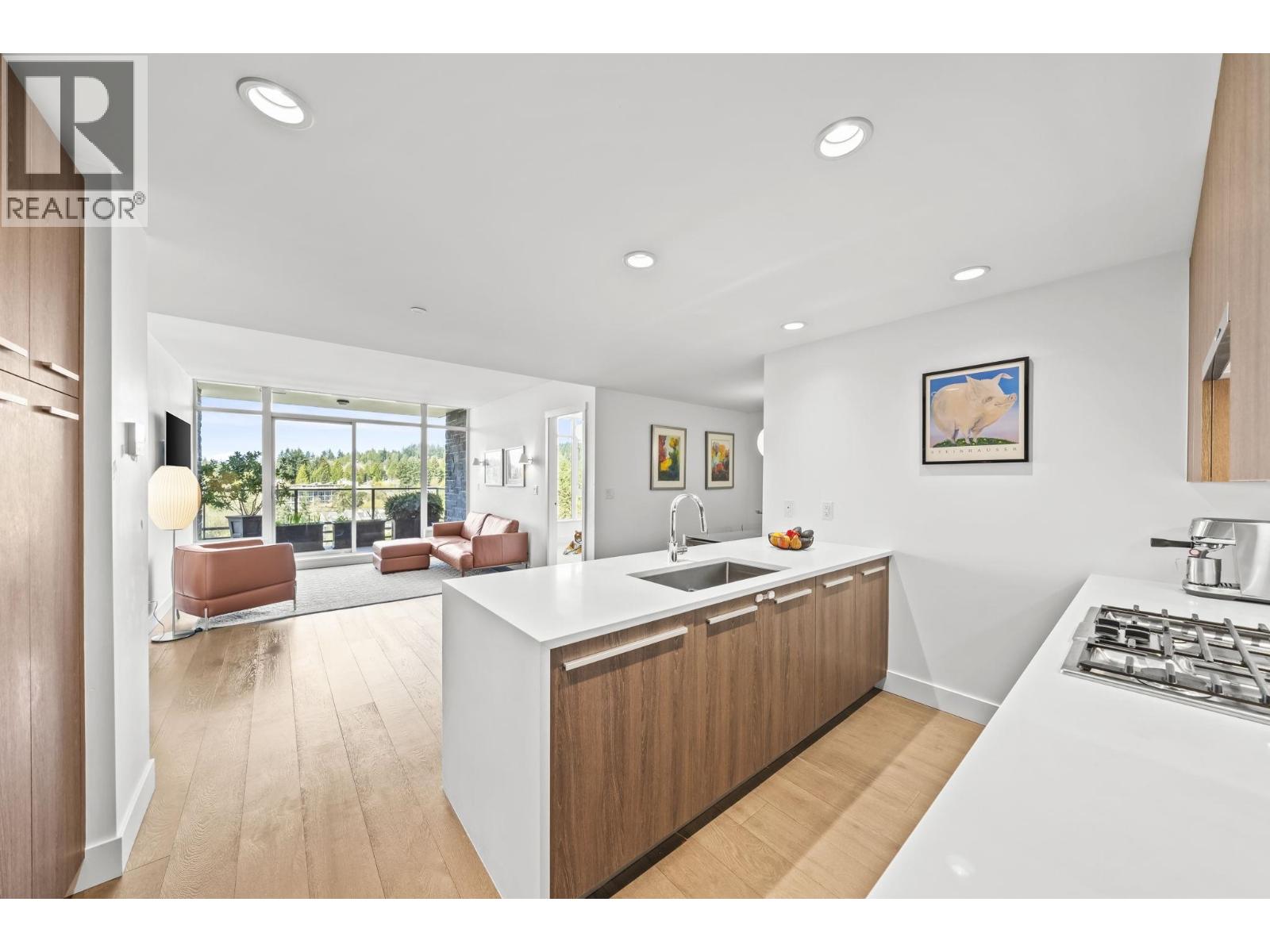 904 1210 E 27th Street, North Vancouver, British Columbia  V5J 0C5 - Photo 5 - R3110302