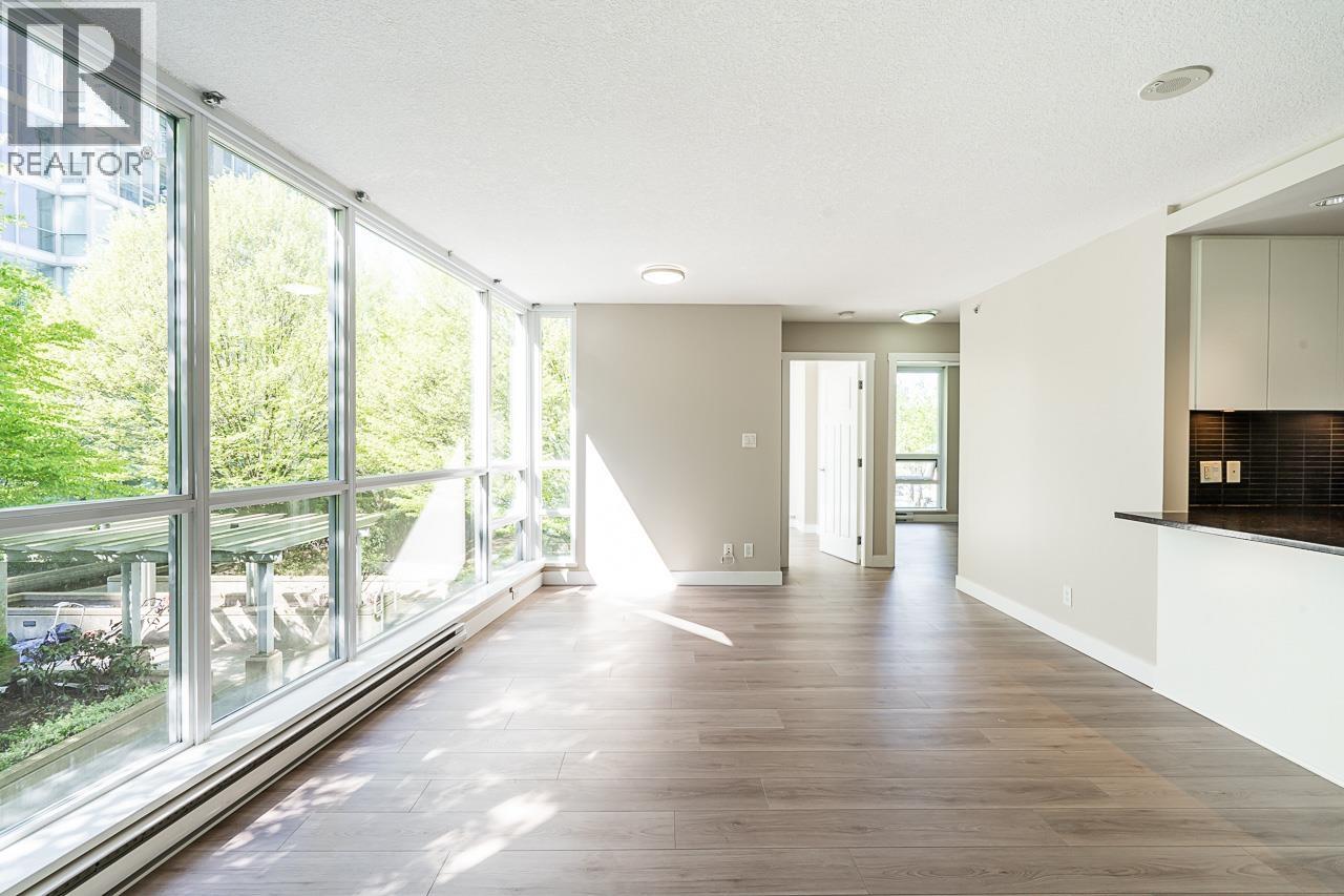 606 2978 Glen Drive, Coquitlam, British Columbia  V3B 0C3 - Photo 14 - R3110304