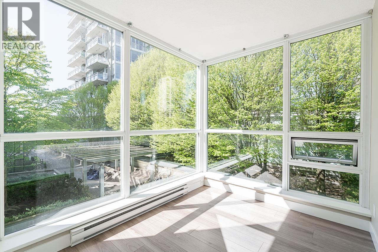 606 2978 Glen Drive, Coquitlam, British Columbia  V3B 0C3 - Photo 23 - R3110304