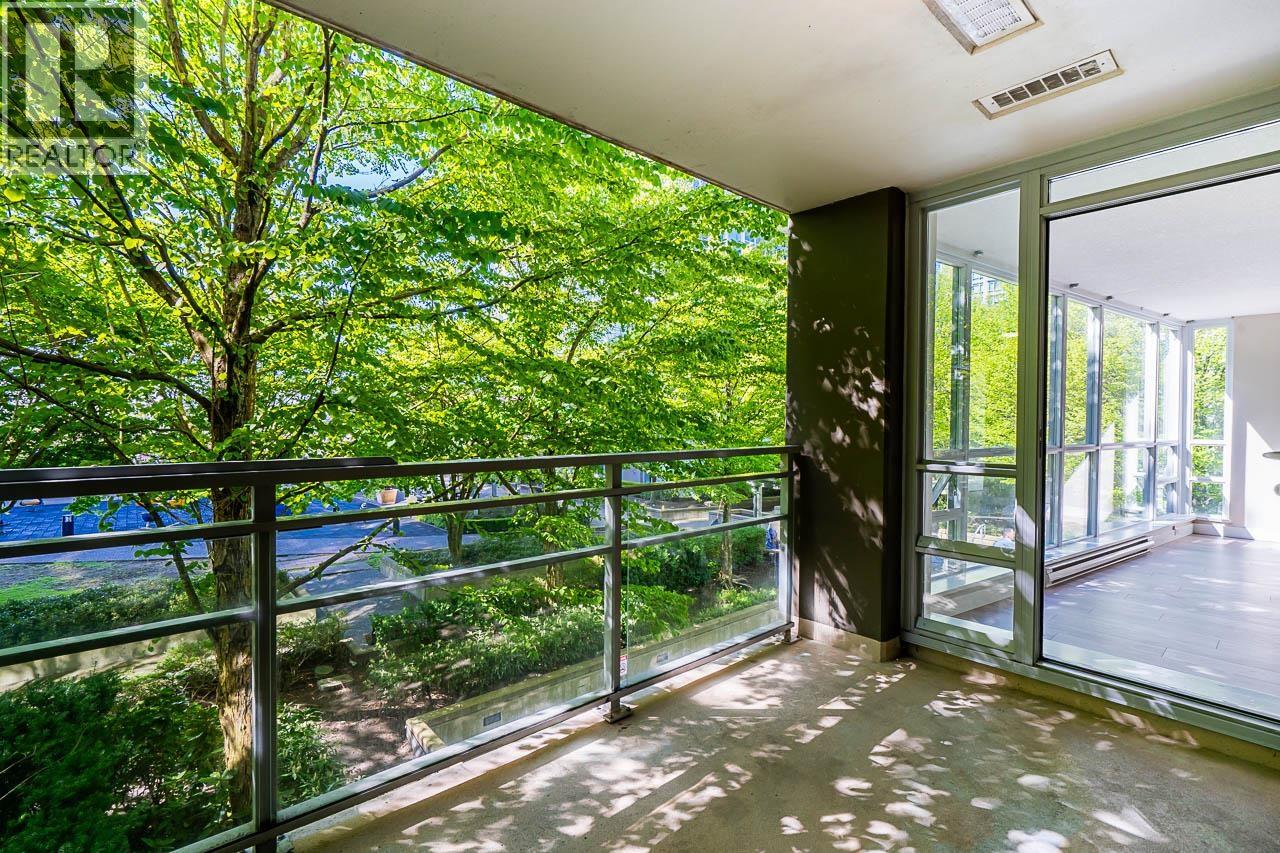 606 2978 Glen Drive, Coquitlam, British Columbia  V3B 0C3 - Photo 28 - R3110304