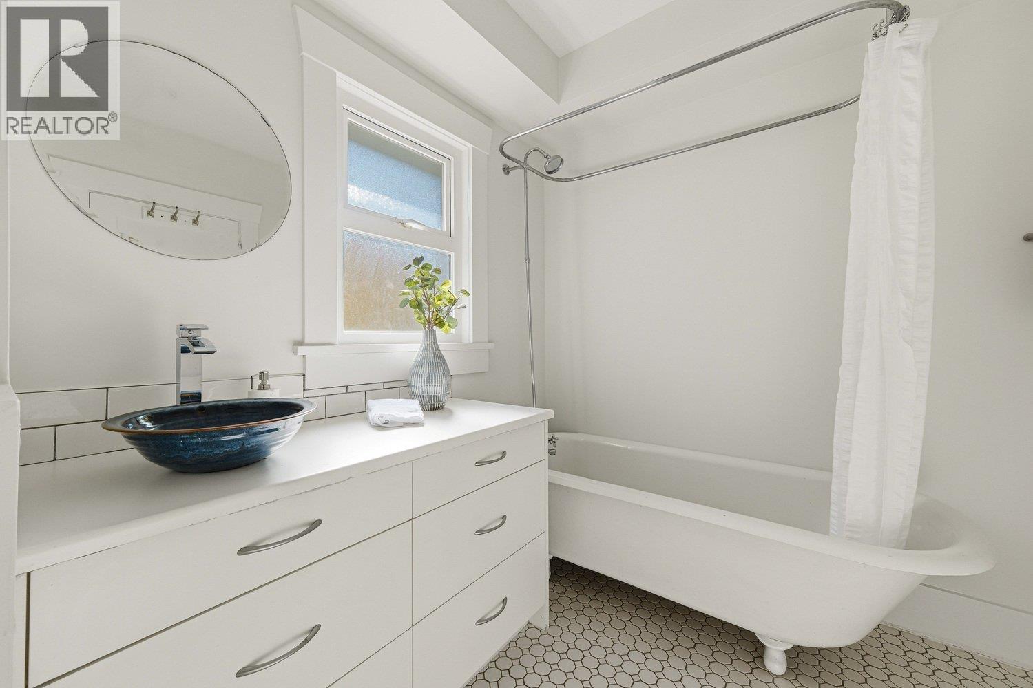 2711 Trinity Street, Vancouver, British Columbia  V5K 1E6 - Photo 14 - R3110313