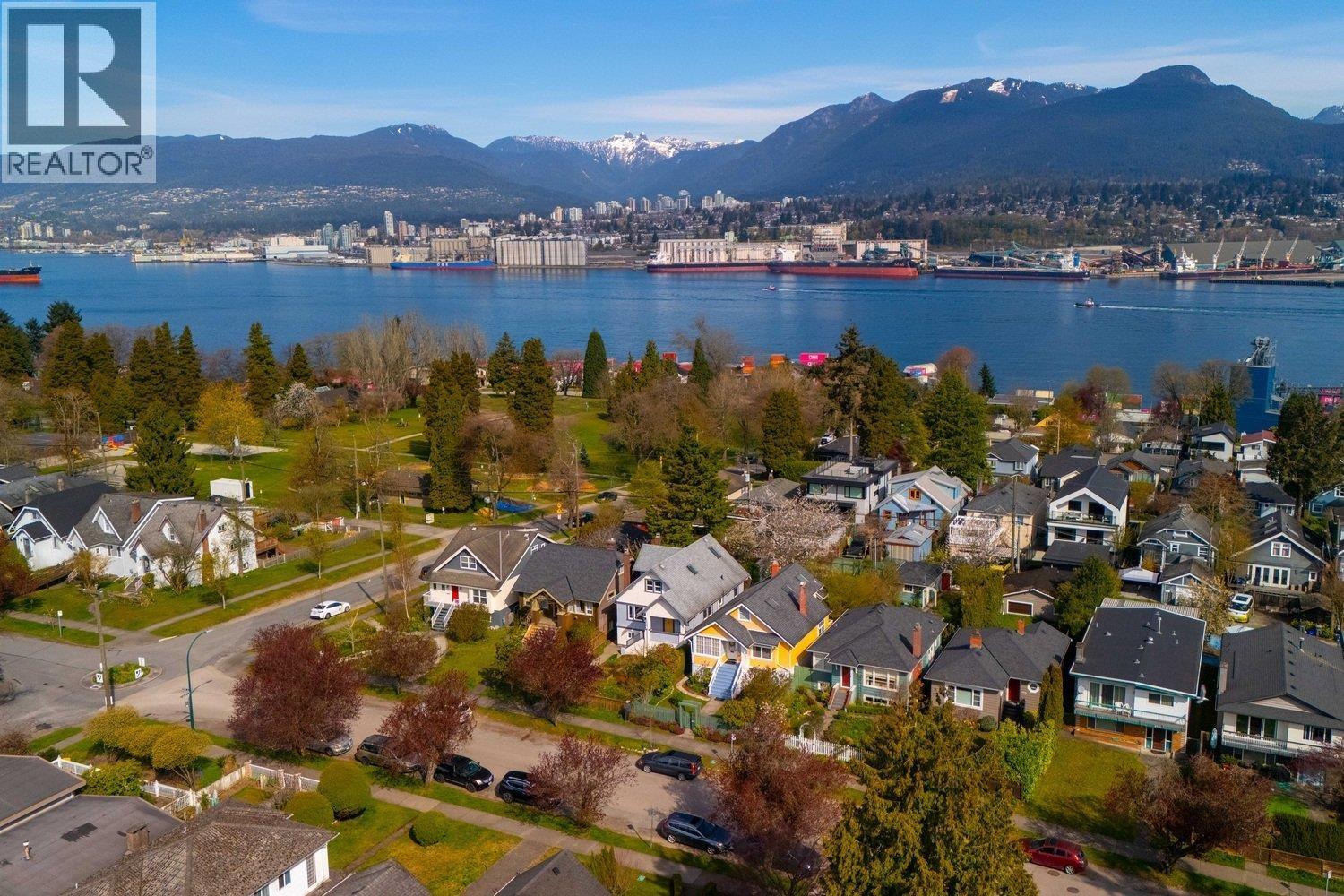 2711 Trinity Street, Vancouver, British Columbia  V5K 1E6 - Photo 35 - R3110313