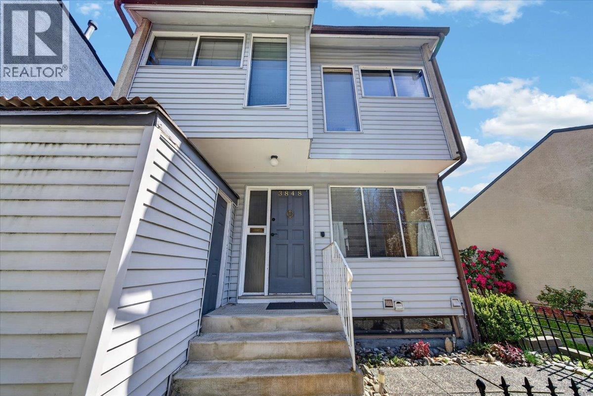 3848 Garden Grove Drive Drive, Burnaby, British Columbia  V5G 4A7 - Photo 3 - R3110321