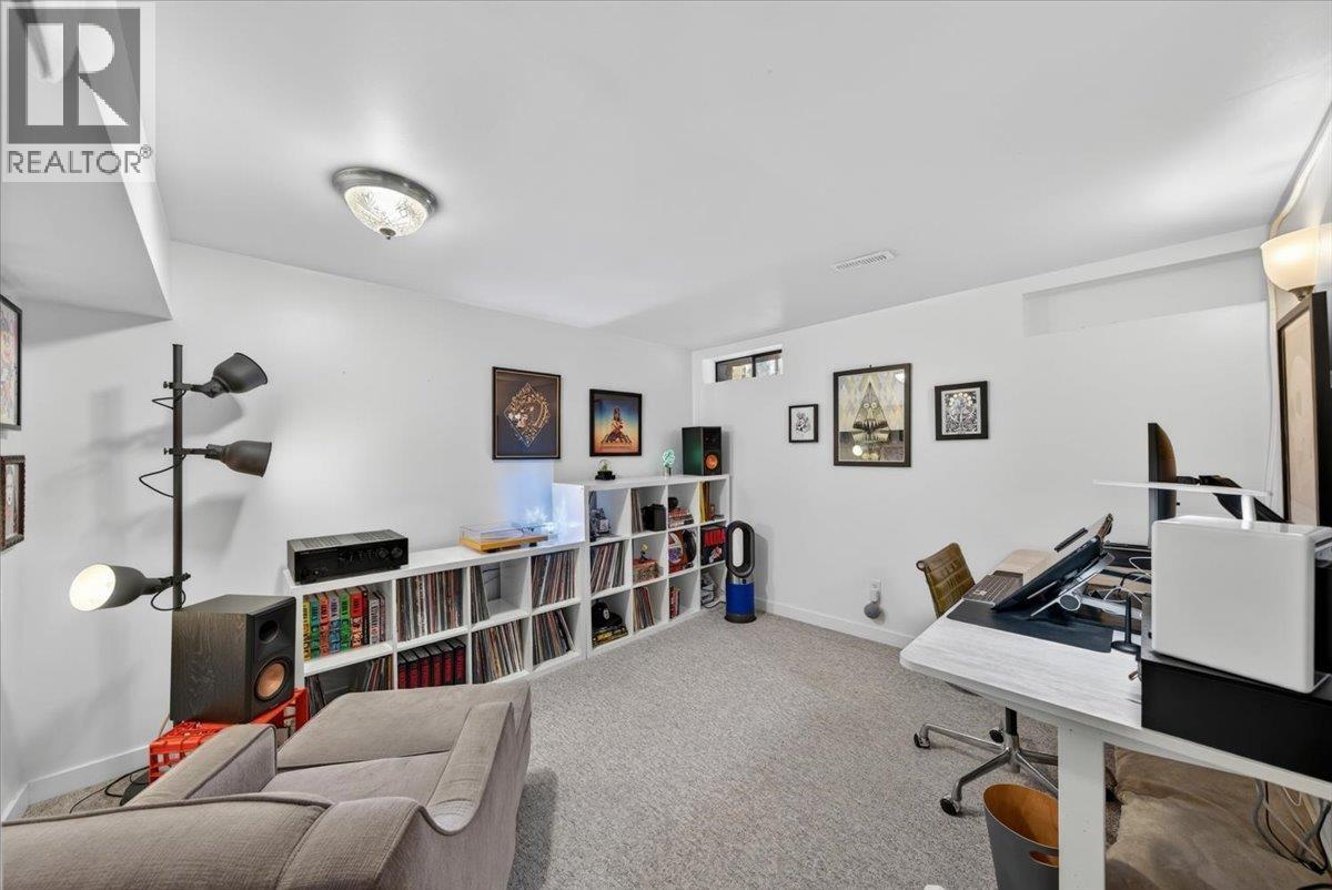 3848 Garden Grove Drive Drive, Burnaby, British Columbia  V5G 4A7 - Photo 30 - R3110321