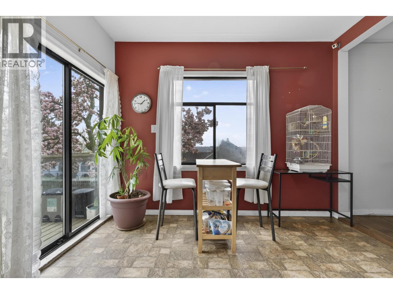 319 Marmont Street, Coquitlam, British Columbia  V3K 4R4 - Photo 11 - R3110323