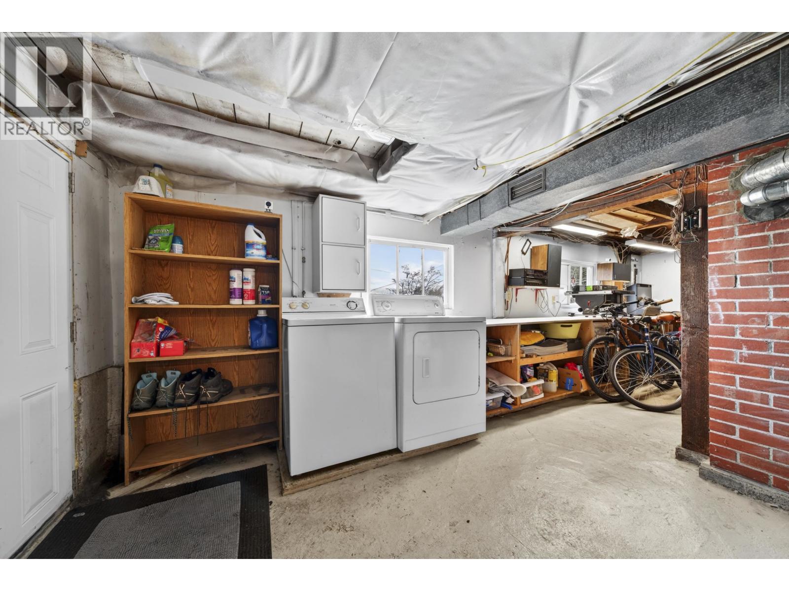 319 Marmont Street, Coquitlam, British Columbia  V3K 4R4 - Photo 31 - R3110323