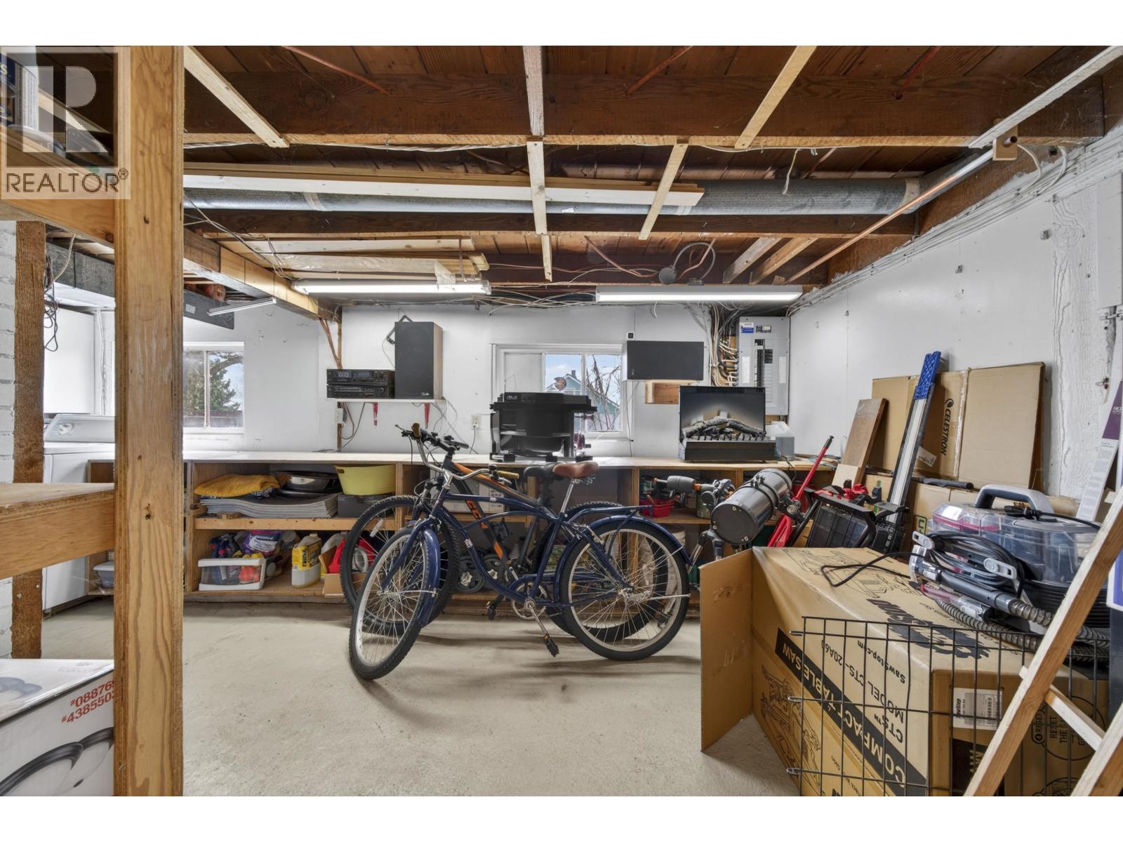 319 Marmont Street, Coquitlam, British Columbia  V3K 4R4 - Photo 32 - R3110323