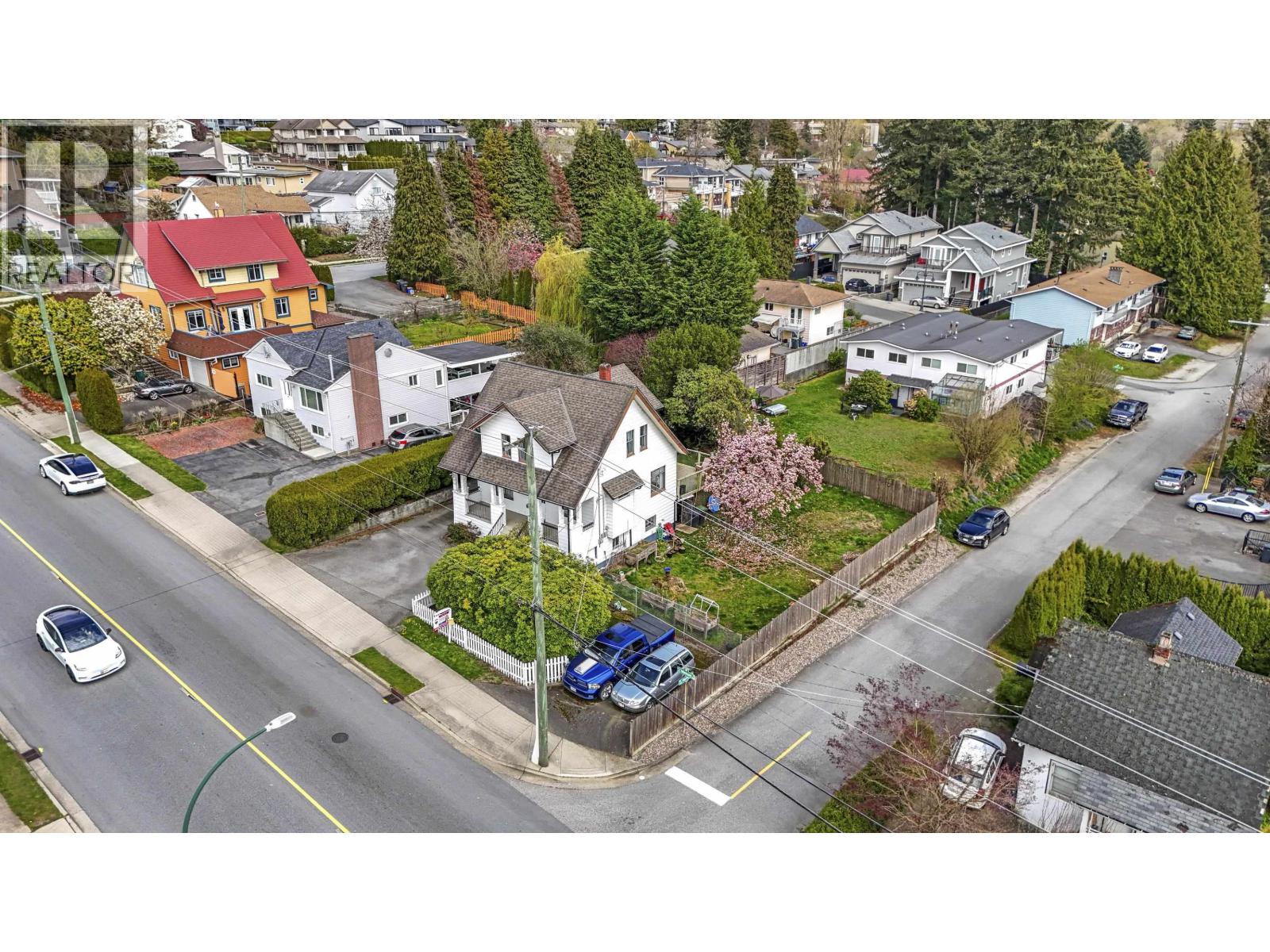 319 Marmont Street, Coquitlam, British Columbia  V3K 4R4 - Photo 36 - R3110323