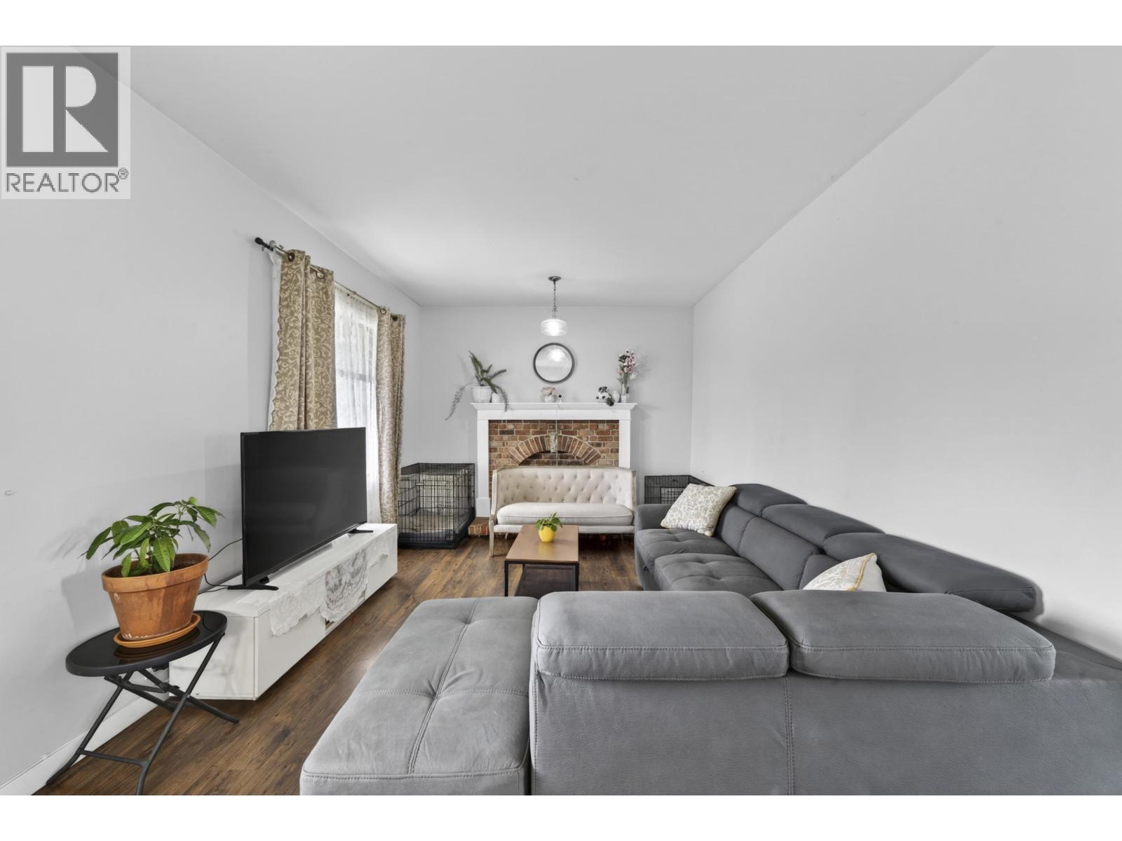 319 Marmont Street, Coquitlam, British Columbia  V3K 4R4 - Photo 7 - R3110323