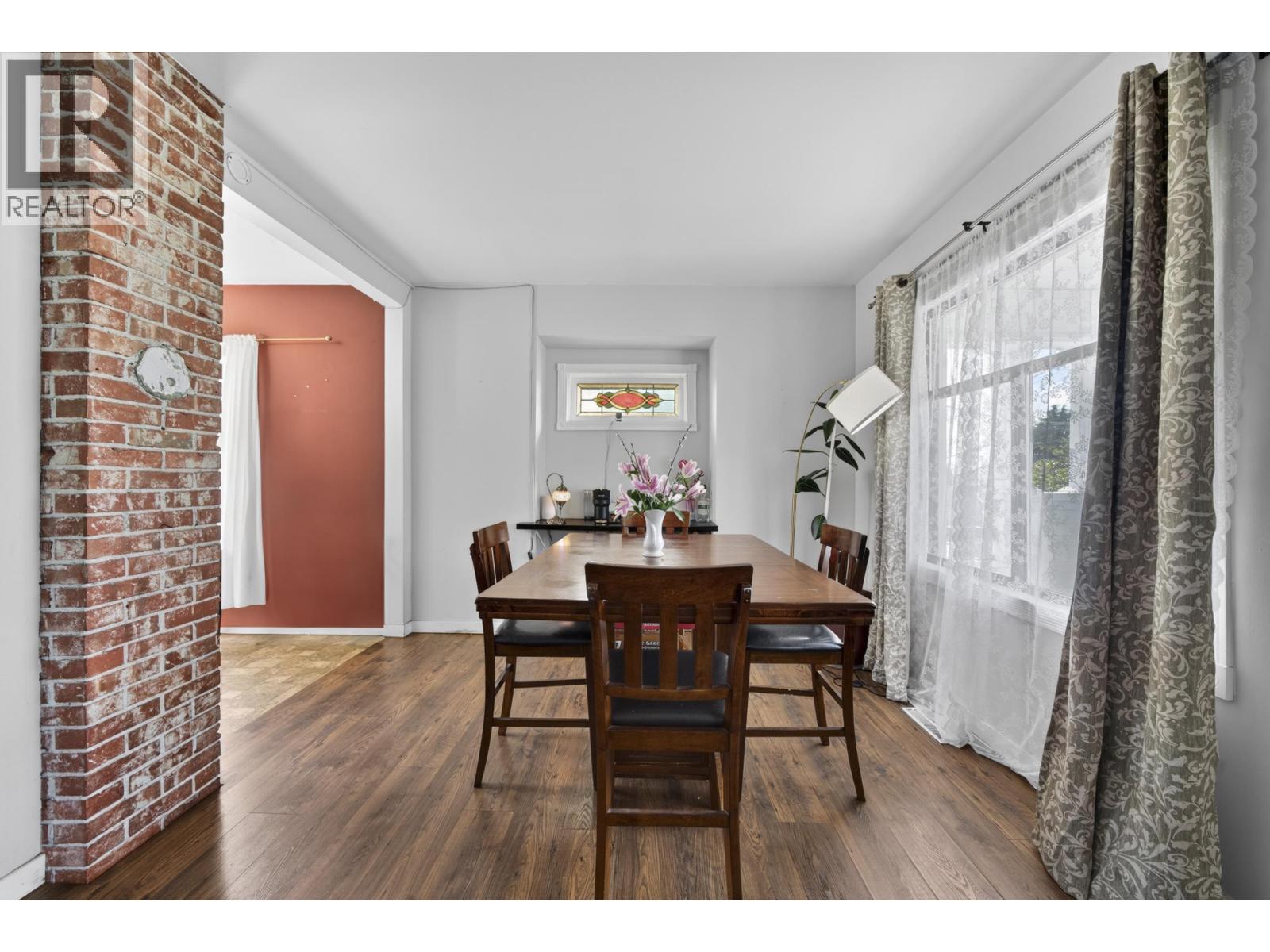 319 Marmont Street, Coquitlam, British Columbia  V3K 4R4 - Photo 9 - R3110323