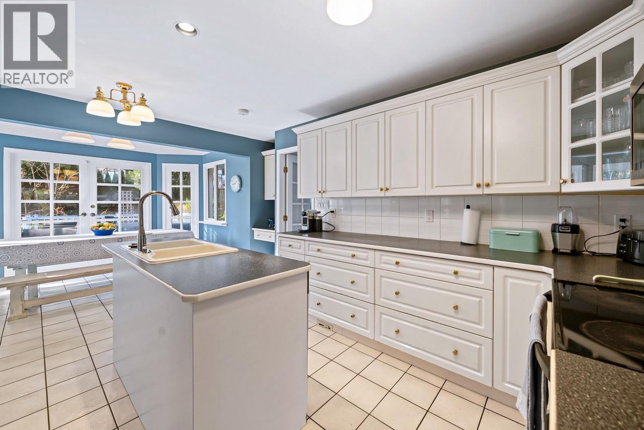 4032 Ripple Road, West Vancouver, British Columbia  V7V 3K9 - Photo 11 - R3110341