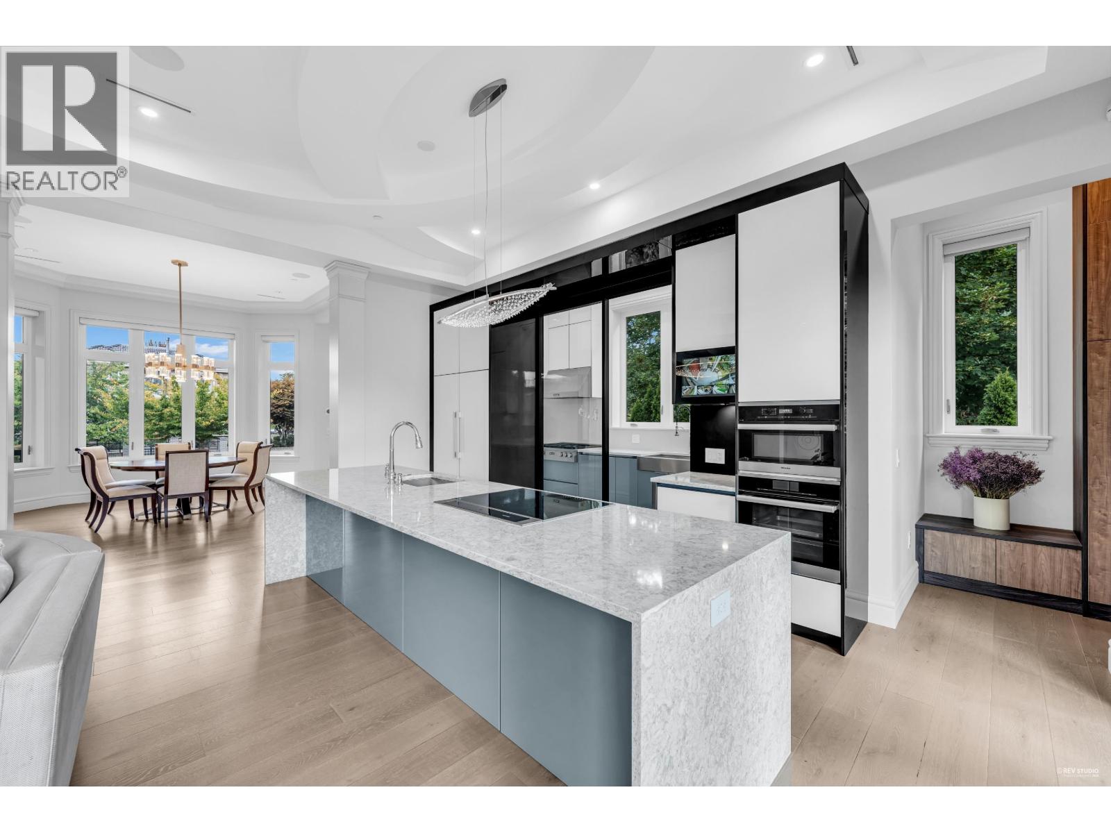 2328 Mcbain Avenue, Vancouver, British Columbia  V6L 2C4 - Photo 10 - R3110355