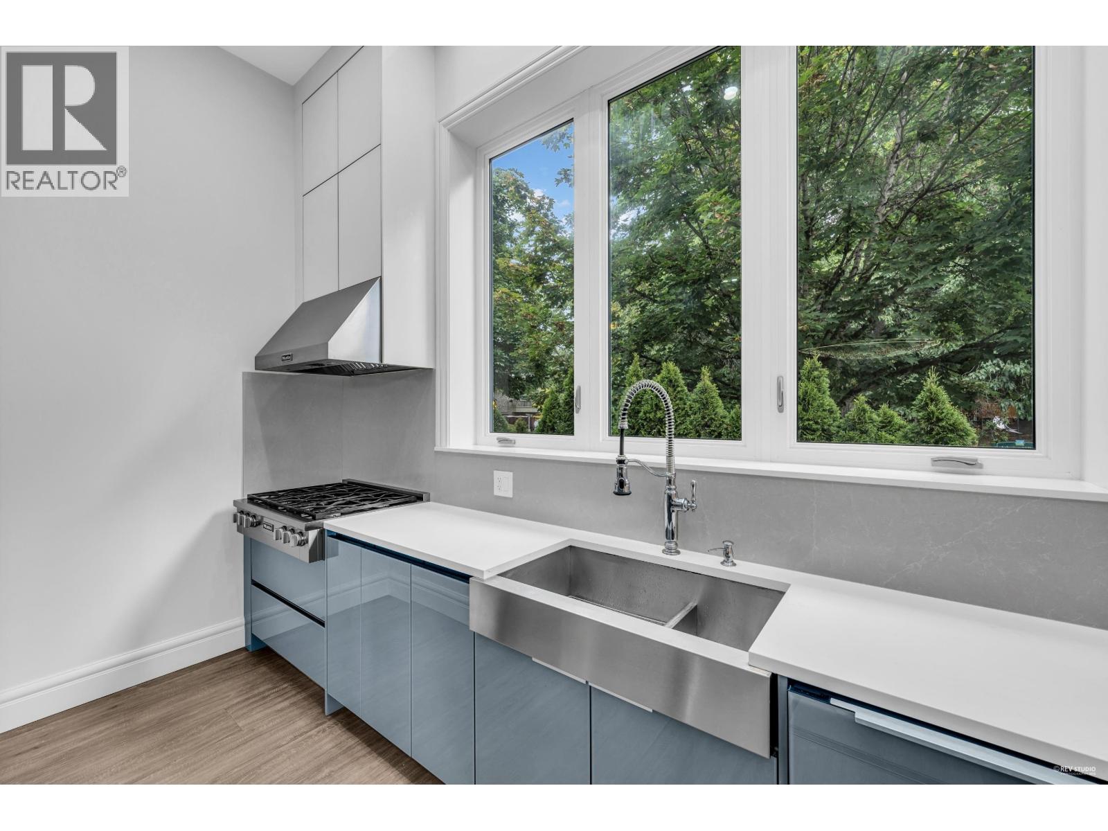 2328 Mcbain Avenue, Vancouver, British Columbia  V6L 2C4 - Photo 14 - R3110355