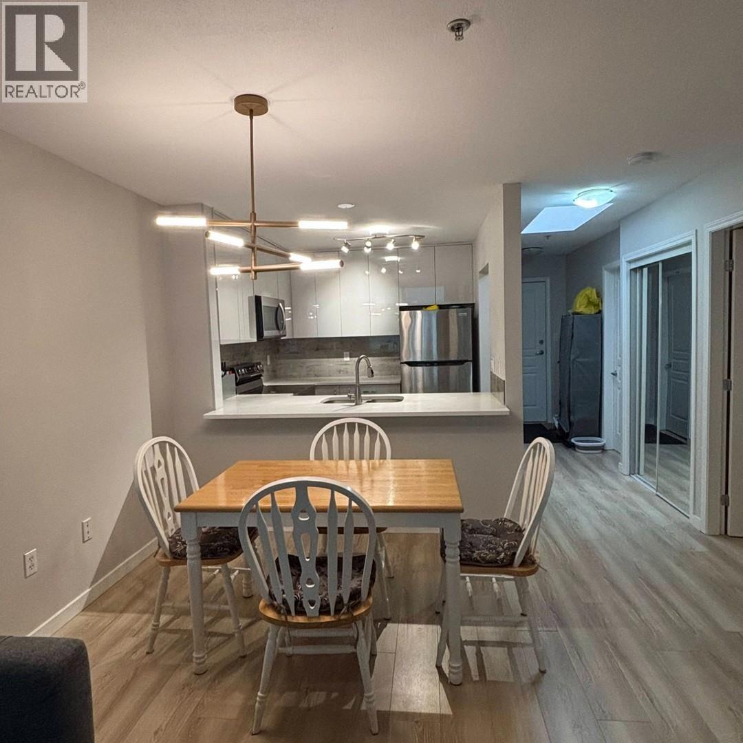 402 2929 W 4th, Vancouver, British Columbia  V6K 4T3 - Photo 6 - R3110319