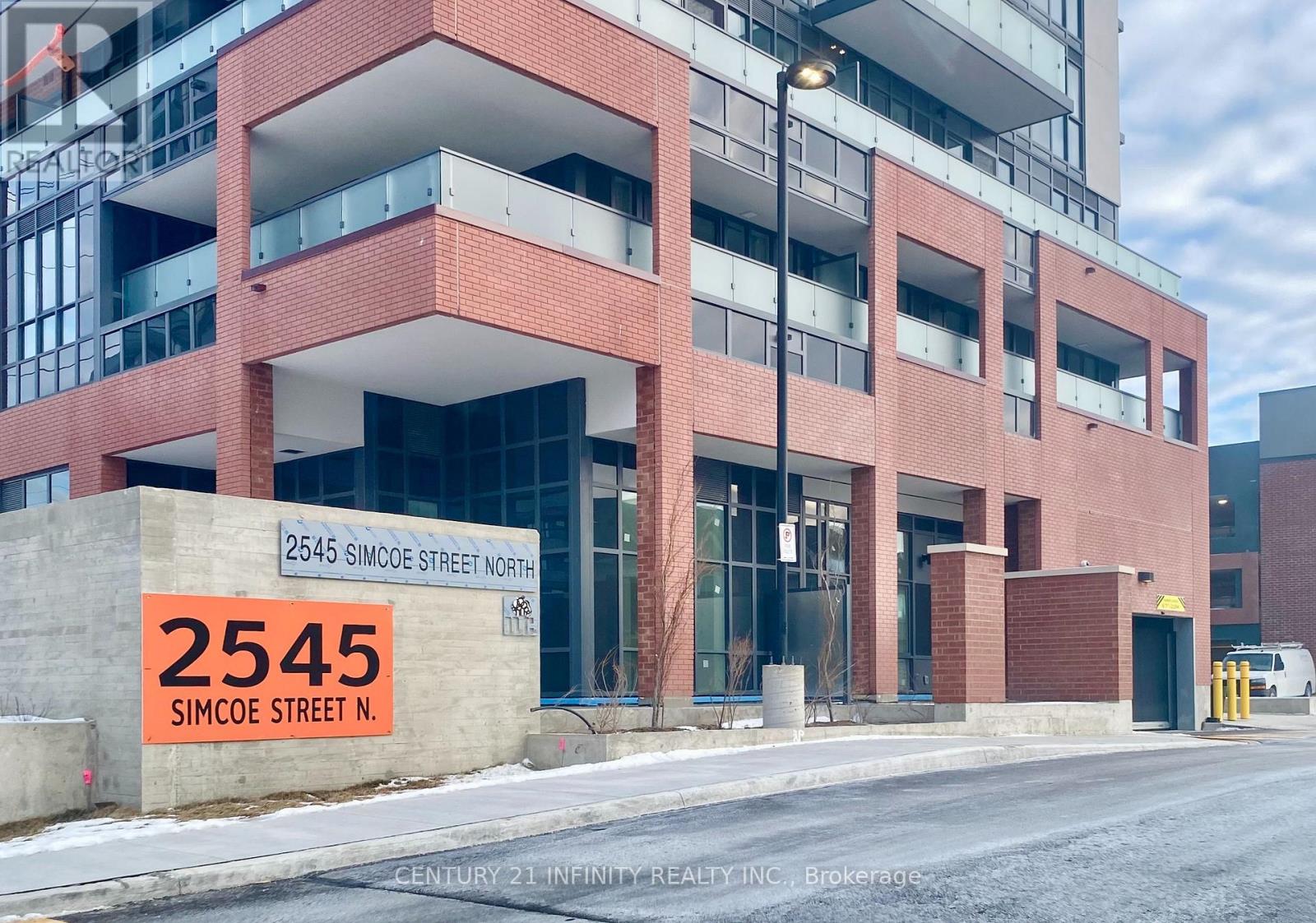 2006 - 2545 SIMCOE STREET N
